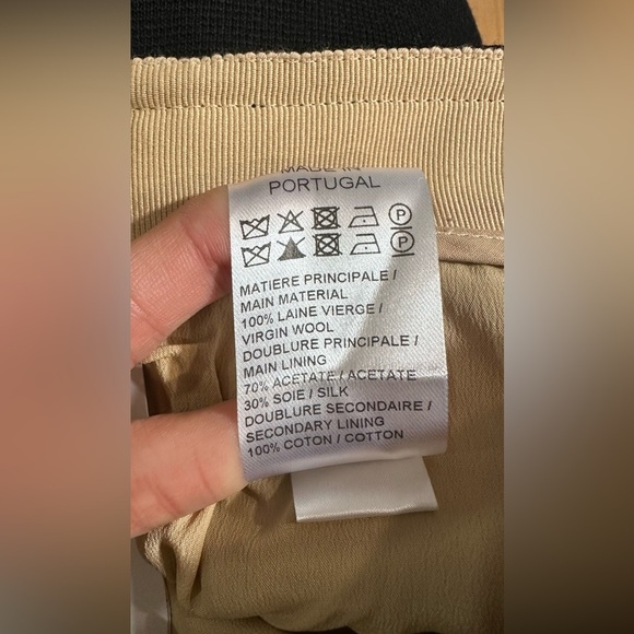 NWT Chloe Black Wool Knit Mini Skirt Gold Tone Button Detail FR 42 (US 10) - Picture 14 of 14